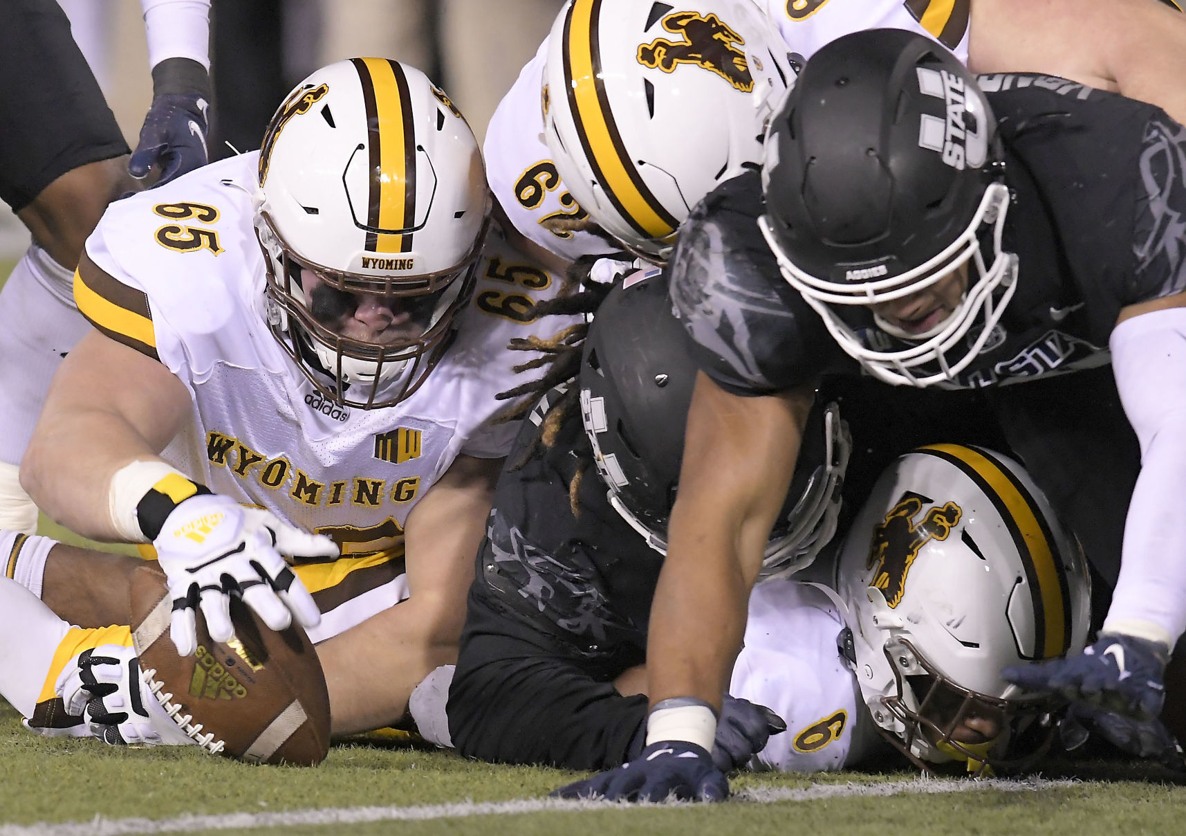 Wyoming Utah St Football